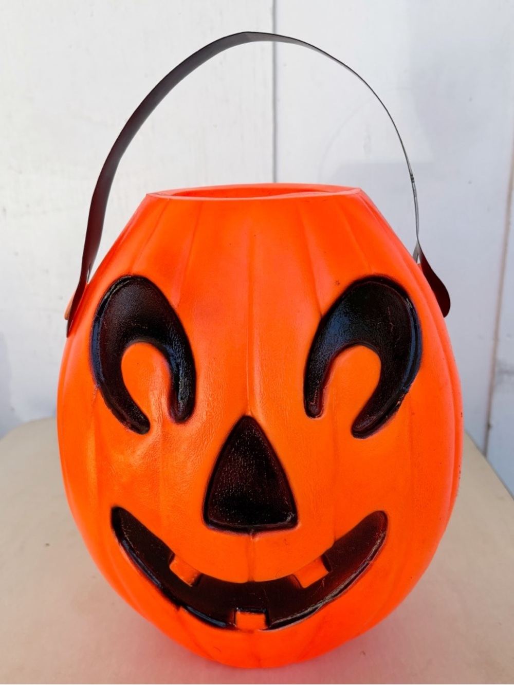 Vintage Jack-O-Lantern Blow Mold Plastic Halloween Candy Bucket Pumpkin Unmarked